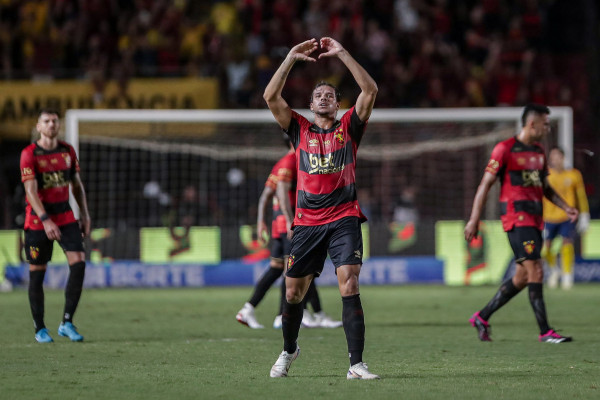 Chico, zagueiro do Sport