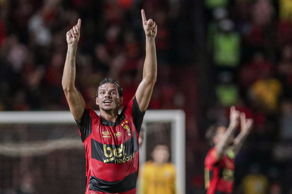 Chico, zagueiro do Sport