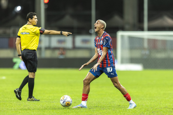 Luciano Juba, lateral do Bahia
