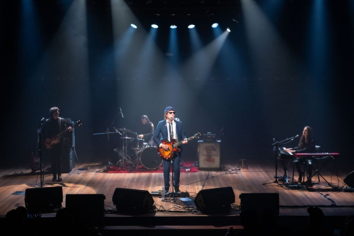 Marcelo Gross e banda no lançamento de Grossroads, em Porto Alegre