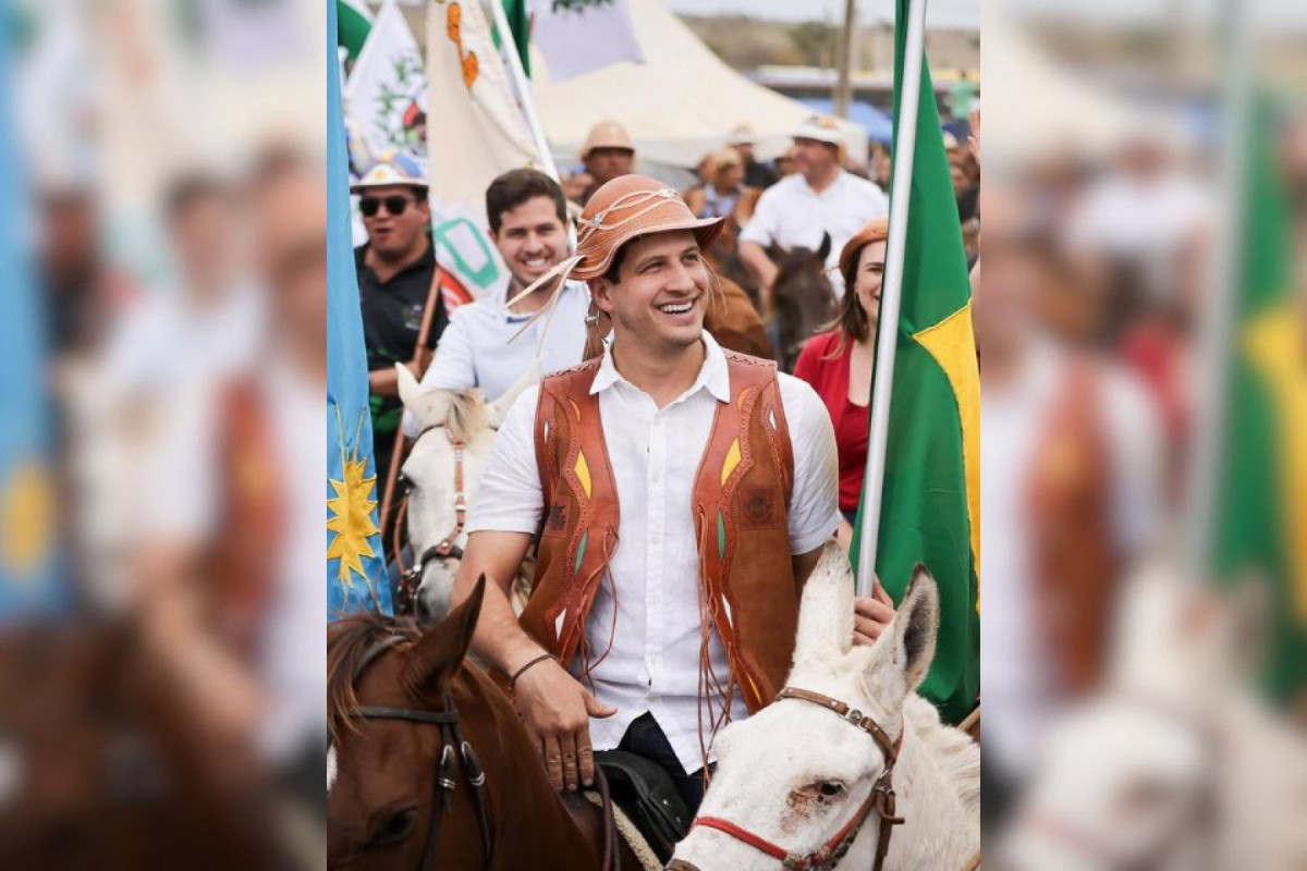 João Campos participou da 55ª Missa do Vaqueiro, em Serrita, em julho