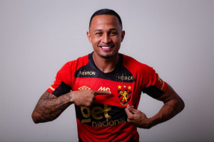 Léo Pereira, novo atacante do Sport