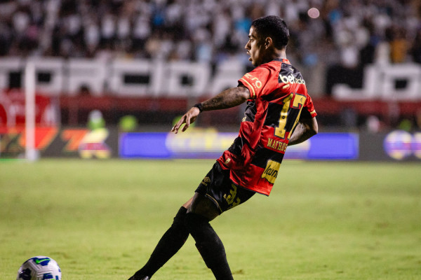 Matheusinho, meia-atacante do Sport