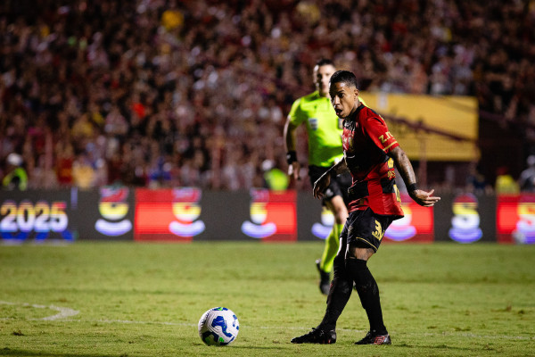 Matheusinho, meia-atacante do Sport