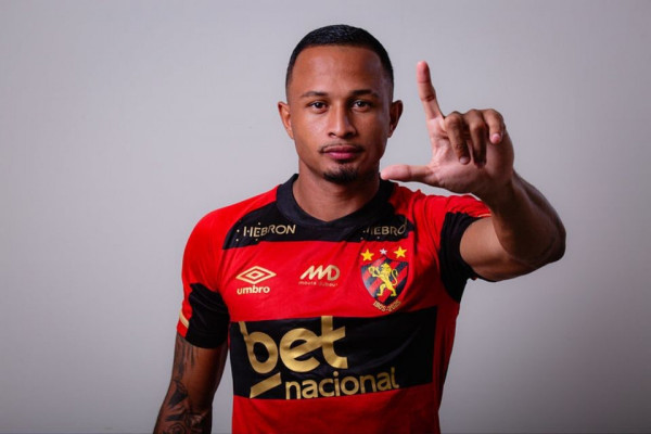 Léo Pereira, novo atacante do Sport