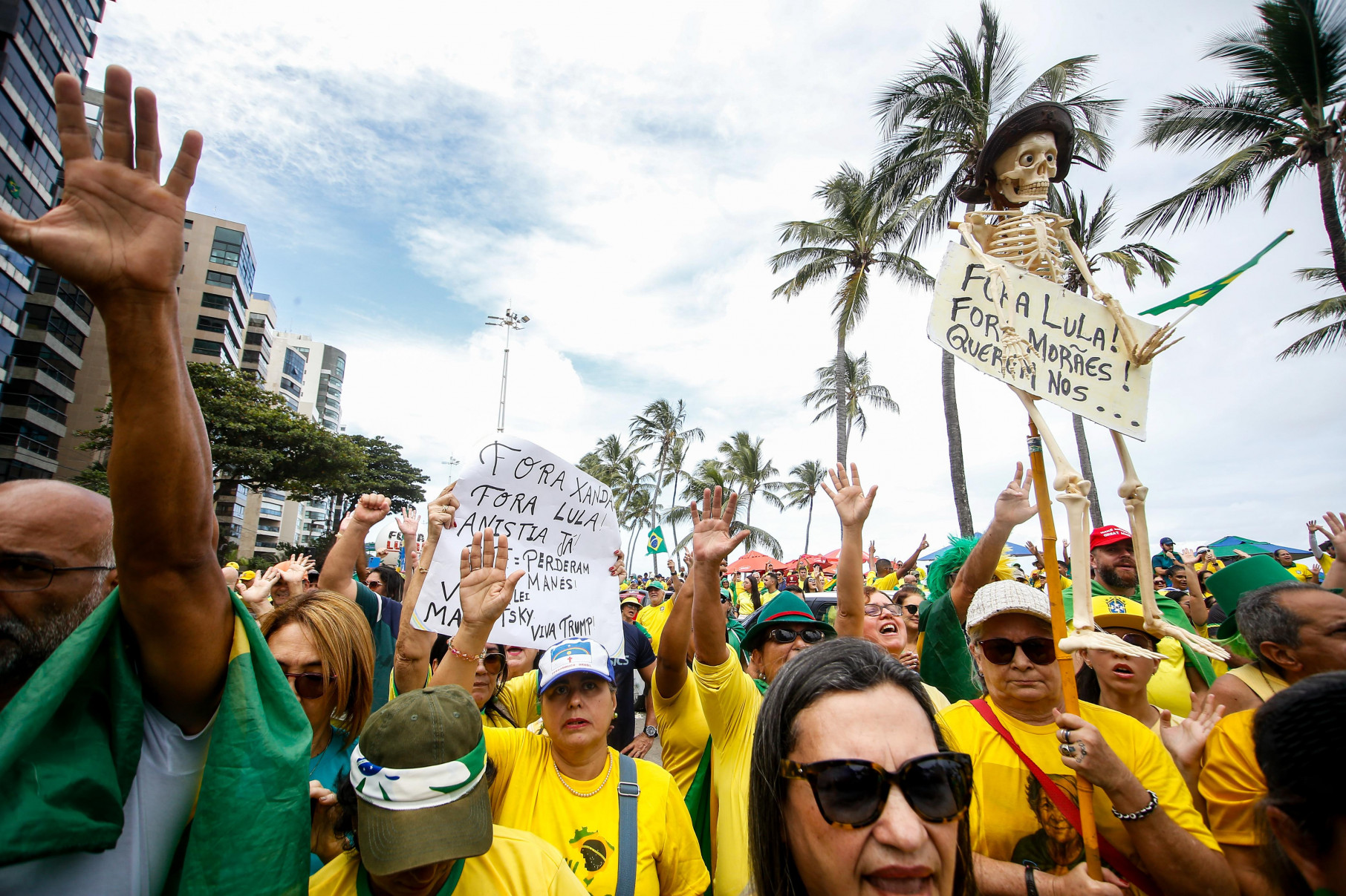 Manifestantes pediram que Lula seja deposto e impeachment do ministro Alexandre de Moraes
