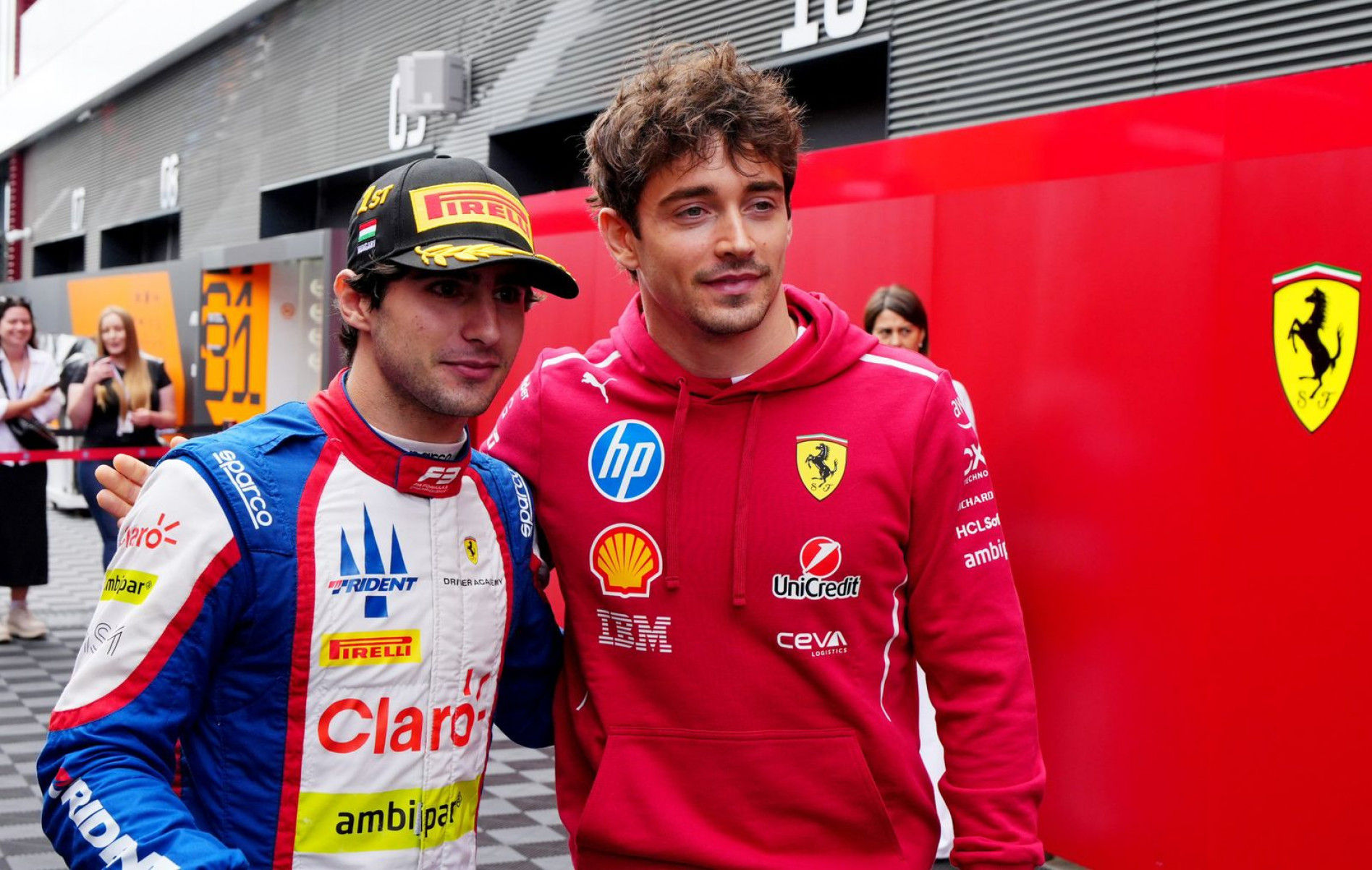 Rafael Câmara, piloto da Fórmula 3 e Charles Leclerc, piloto da Fórmula 1