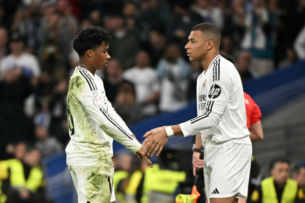 Endrick e Kylian Mbappé, atacantes do Real Madrid