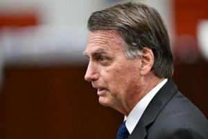 O ex-presidente Jair Bolsonaro comparece a uma sessão do Supremo Tribunal Federal para depor para o interrogatório presencial dos acusados da tentativa de golpe de Estado em 8 de janeiro de 2023