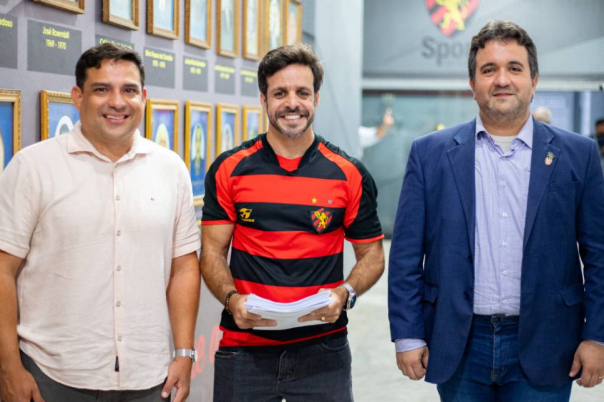 Kadico Pereira, Rafael Arruda e Ricardo de Sá Leitão, respectivamente (Leões Pela Mudança/Sport) Kadico Pereira, Rafael Arruda e Ricardo de Sá Leitão, respectivamente /Leões Pela Mudança/Sport
