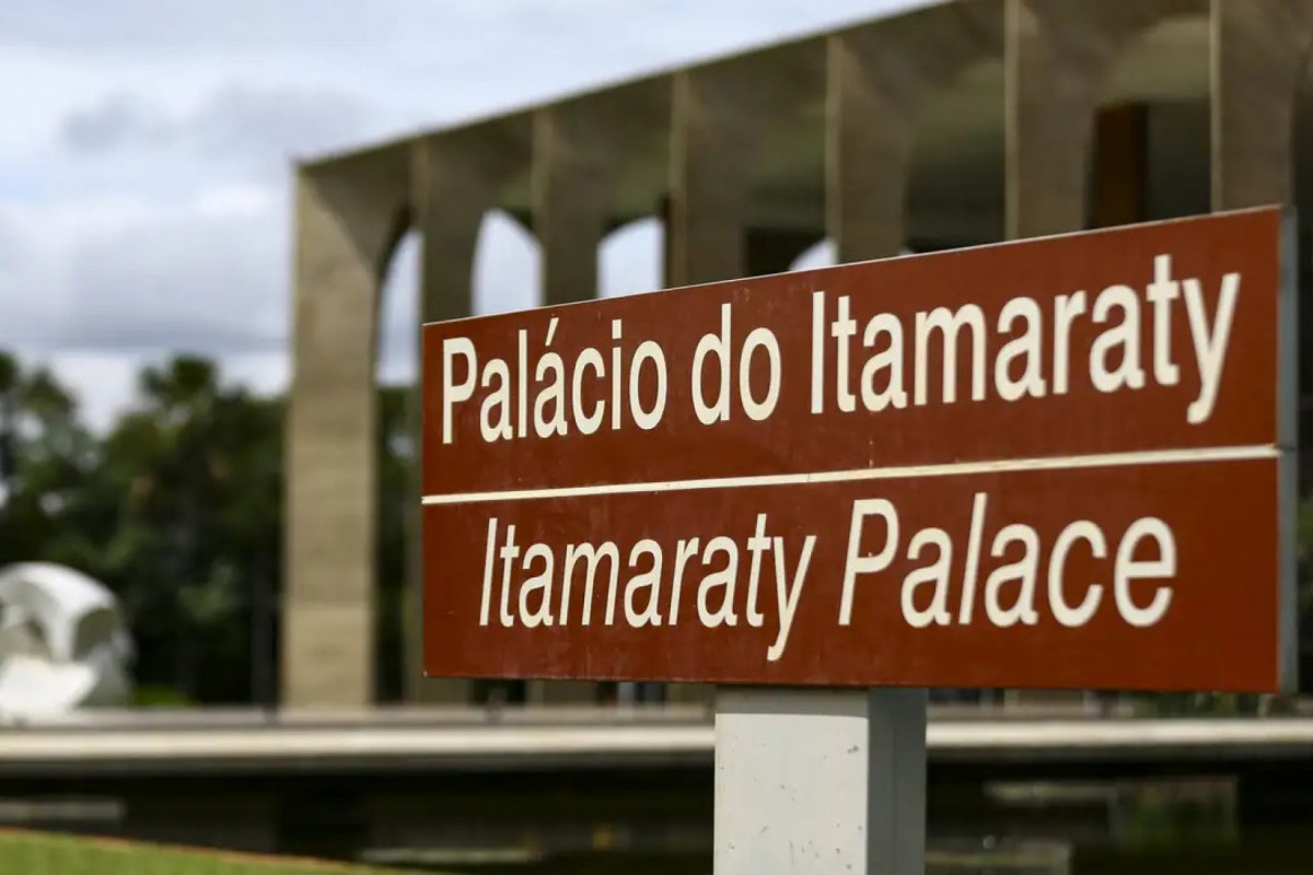 Escobar, que chefia a embaixada americana na ausência de um embaixador, foi recebido no Itamaraty pelo secretário interino para a Europa e a América do Norte, Flavio Goldman/Foto: Marcelo Camargo/Agência Brasil
