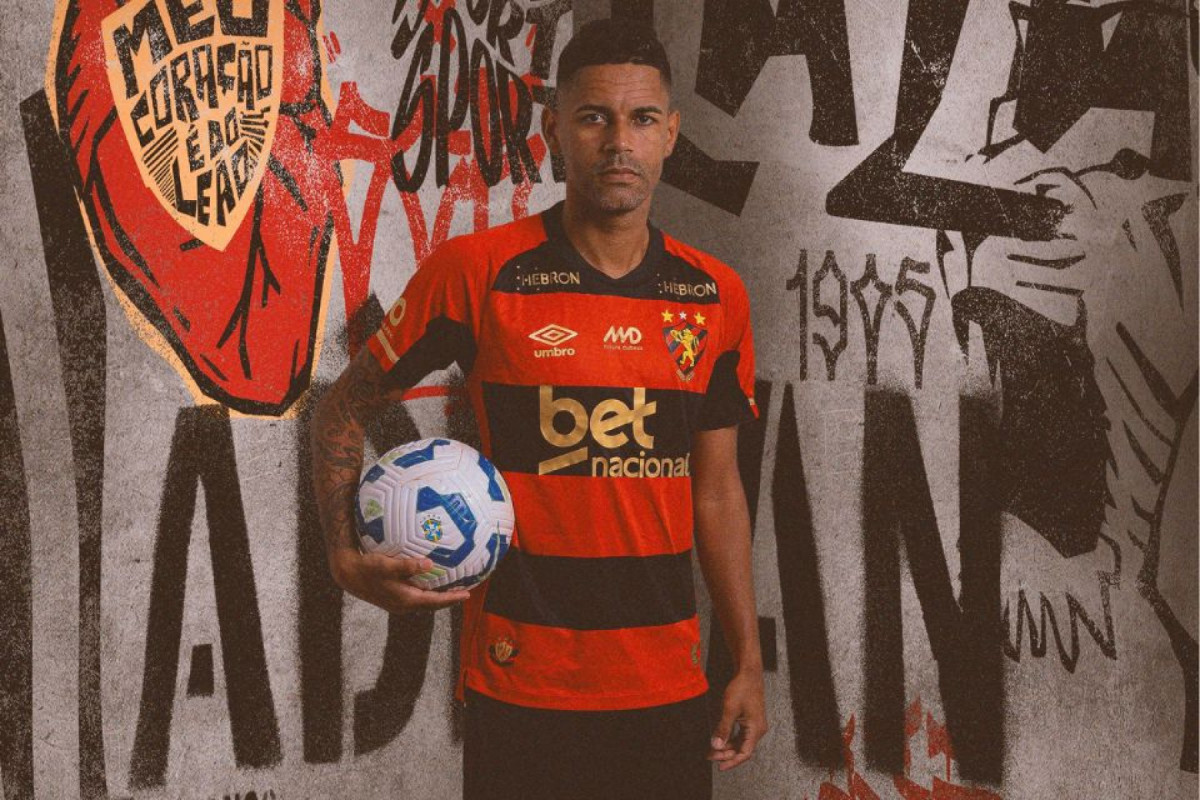 Aderlan, lateral-direito do Sport (Divulgação/Sport Recife) Aderlan, lateral-direito do Sport/Divulgação/Sport Recife