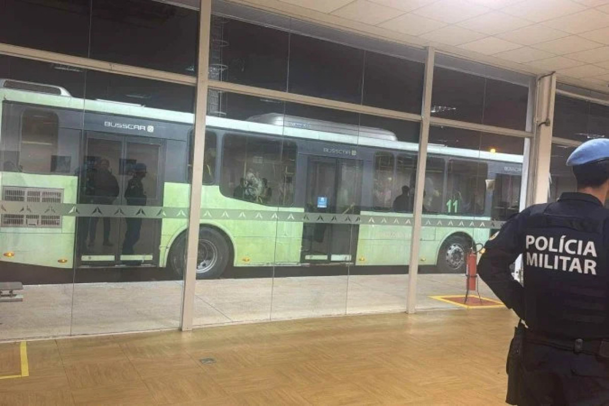 A aeronave precisou desviar a rota e aterrissar, às 20h45, no Aeroporto Internacional de Brasília, no Distrito Federal/Foto: Reprodução