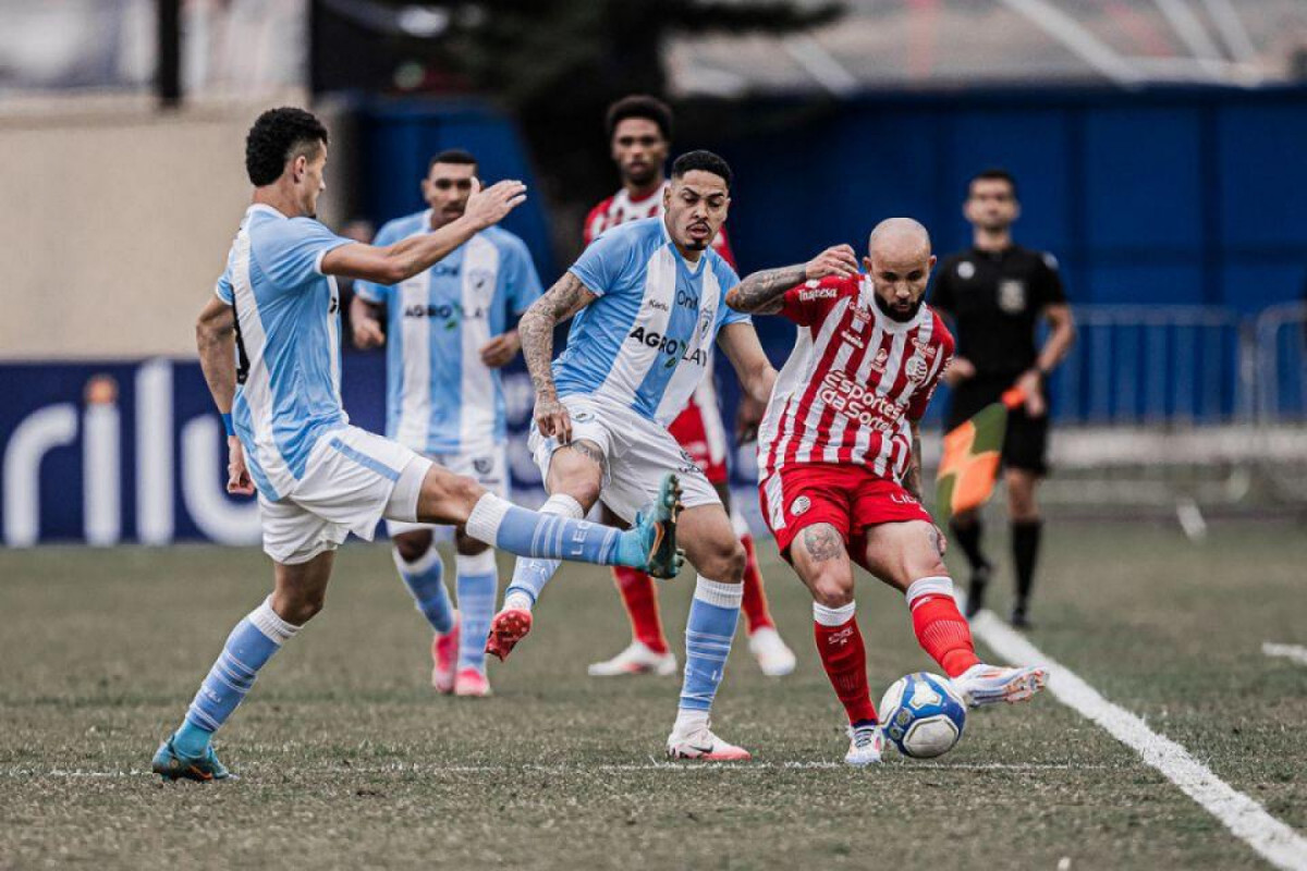 Náutico e Londrina pela Série C de 2024, no Estádio do Café/Reginaldo Júnior / Londrina EC