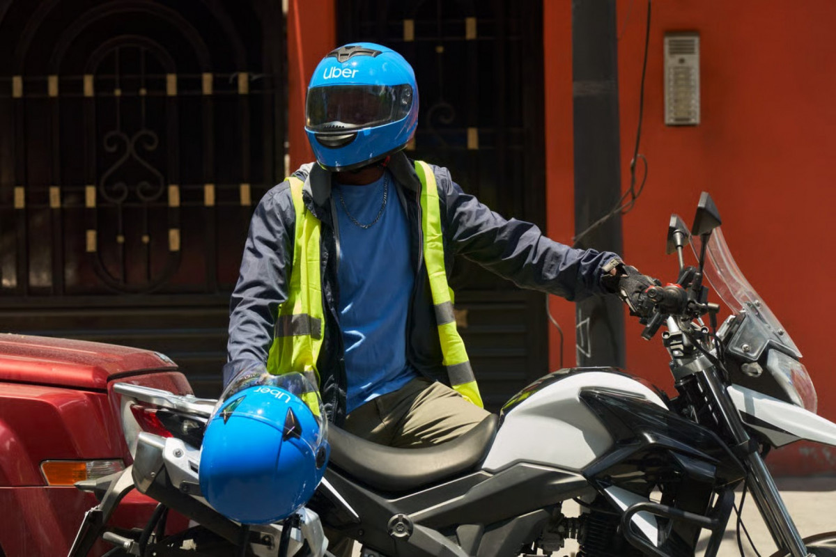 Serviços de Uber Moto e 99 Moto chegaram ao Recife entre o fim de 2021 e início de 2022.