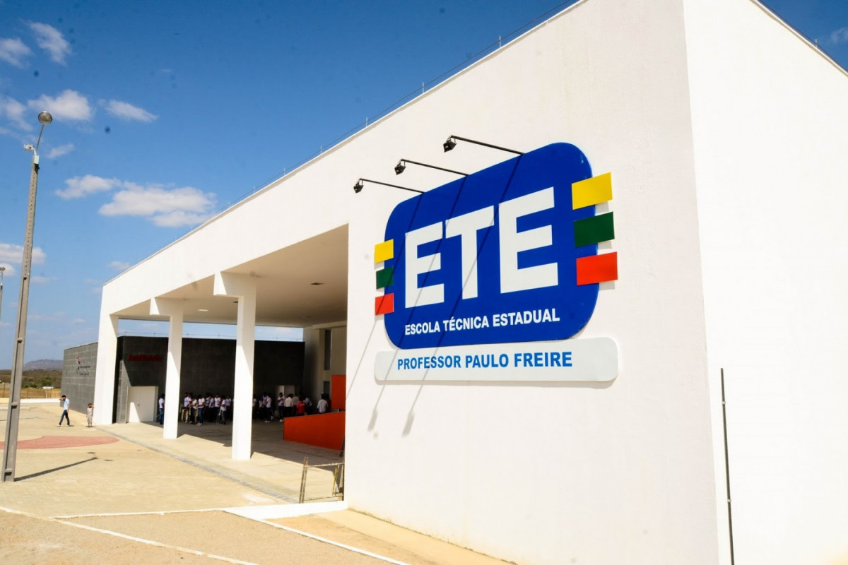 Serão distribuídos mais de R$ 336 milhões a cerca de 53 mil profissionais da educação básica pelo Fundef