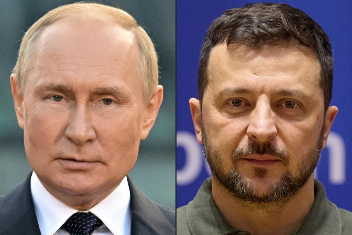 Esta combinação de fotografias de arquivo criadas em 8 de agosto de 2025 mostra o presidente russo Vladimir Putin (E) discursando durante um evento para marcar o 1160º aniversário da criação do Estado russo em Veliky Novgorod em 21 de setembro de 2022, e uma fotografia de distribuição tirada e divulgada pelo Serviço de Imprensa Presidencial Ucraniano em 27 de junho de 2024, na qual o presidente ucraniano Volodymyr Zelensky posa com documentos durante uma cerimônia de assinatura do Acordo de Cooperação em Segurança e Apoio a Longo Prazo entre a Ucrânia e a Estônia durante a Cúpula do Conselho Europeu na sede da UE em Bruxelas. (Foto de Ilya PITALEV e folheto / diversas fontes / AFP) 