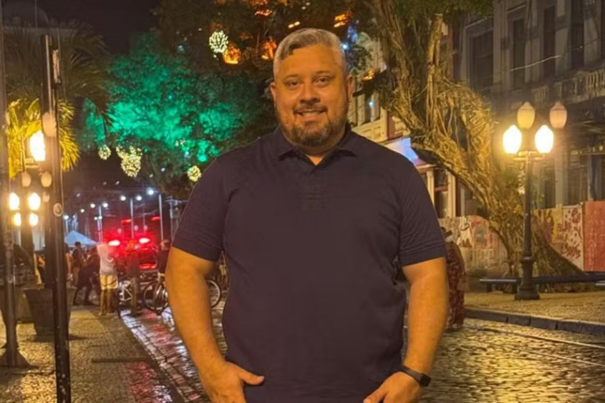Motorista por aplicativo é assassinado e seu corpo encontrado queimado em Ipojuca
/Reprodução/Redes Sociais