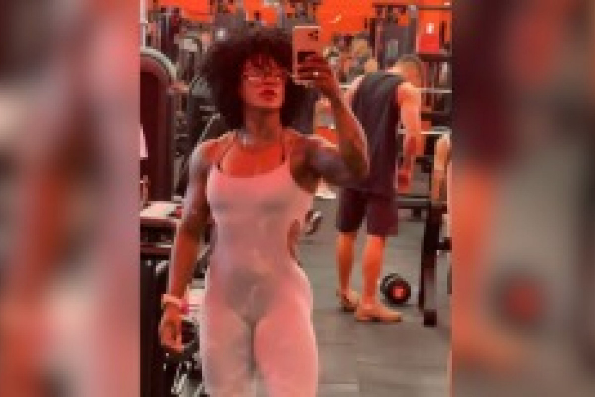 A personal trainer e fisiculturista Kely Moraes foi confundida com uma mulher trans