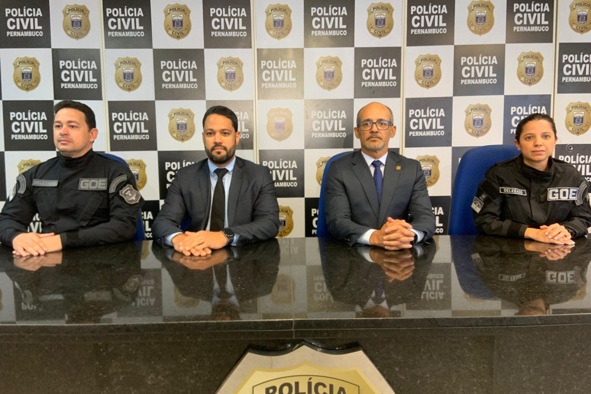 Polícia prende três suspeitos em sequestro de idoso em Pernambuco
(Ascom/PCPE) Polícia prende três suspeitos em sequestro de idoso em Pernambuco
/Ascom/PCPE