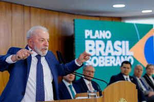 Lula lançou plano contra tarifaço nesta quarta-feira (13)