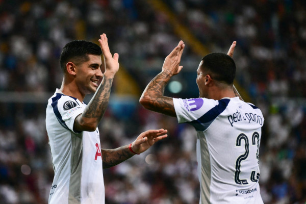 Cuti Romero e Pedro Porro, jogadores do Tottenham