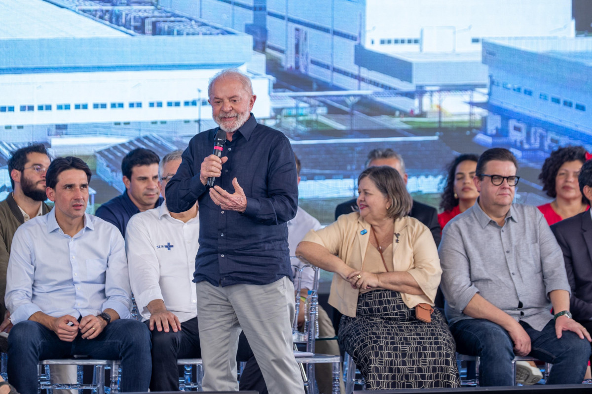 Lula na inauguração de fábrica da Hemobras em Goiana