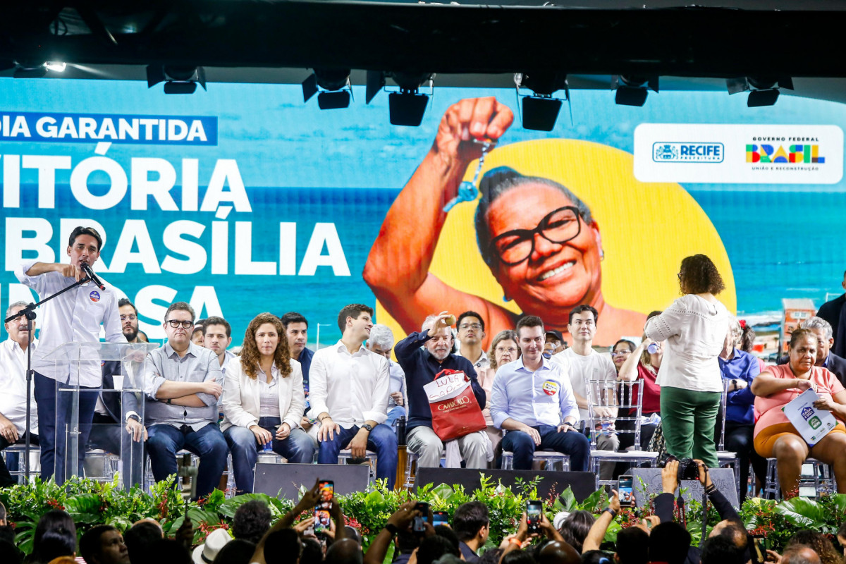 Presidente Lula (PT) visitou o Recife nesta quinta-feira (15)