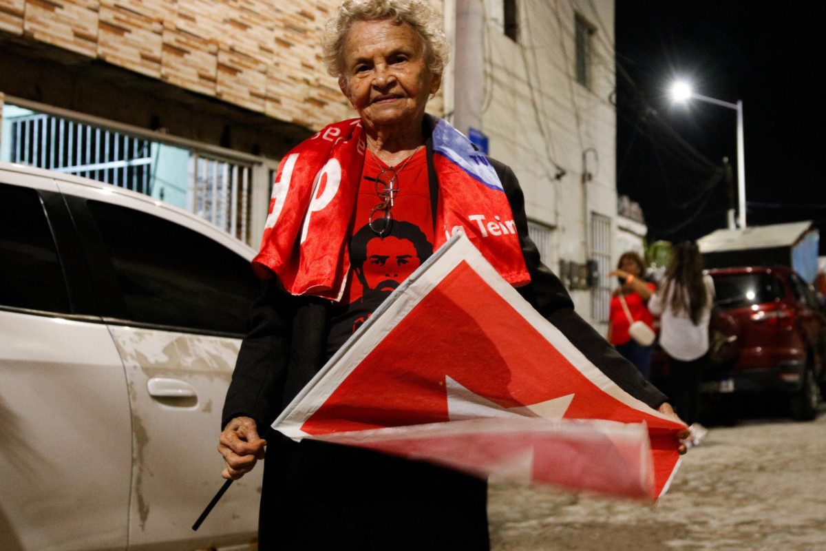 Aurieta Xenofonte, de 86 anos, foi esteve presente na visita de Lula ao Recife
