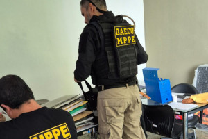 Casal &eacute; preso durante opera&ccedil;&atilde;o contra fraude fiscal que deu preju&iacute;zo superior a R$ 145 mi ao estado de Pernambuco