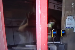 Muitos usuários foram pegos de surpresa com a paralisação do metrô