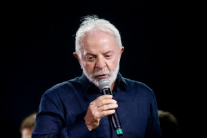 Presidente Luiz Inácio Lula da Silva (PT), em discurso em Brasília Teimosa, no Recife