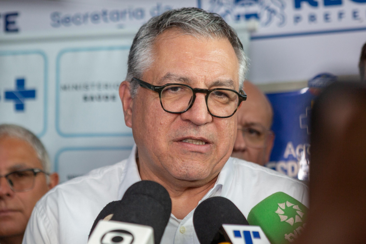 O teste, que vem para substituir o tradicional Papanicolau, foi lançado pelo ministro Alexandre Padilha, que está em visita ao Recife/Foto: Rafael Vieira/DP Foto