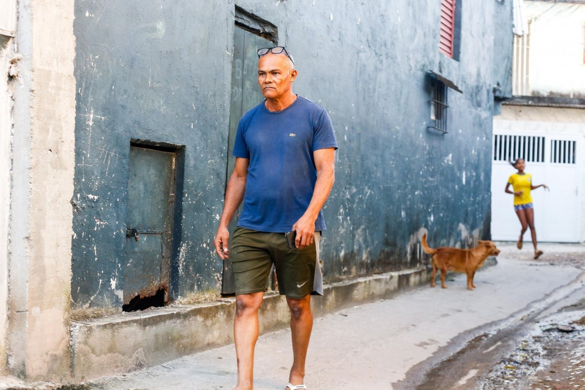 Daniel Vicente mora há anos em Dancin' Days e diz lutar para garantir melhorias para o local