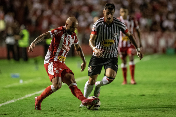 Patrick Allan, meio-campista do Náutico