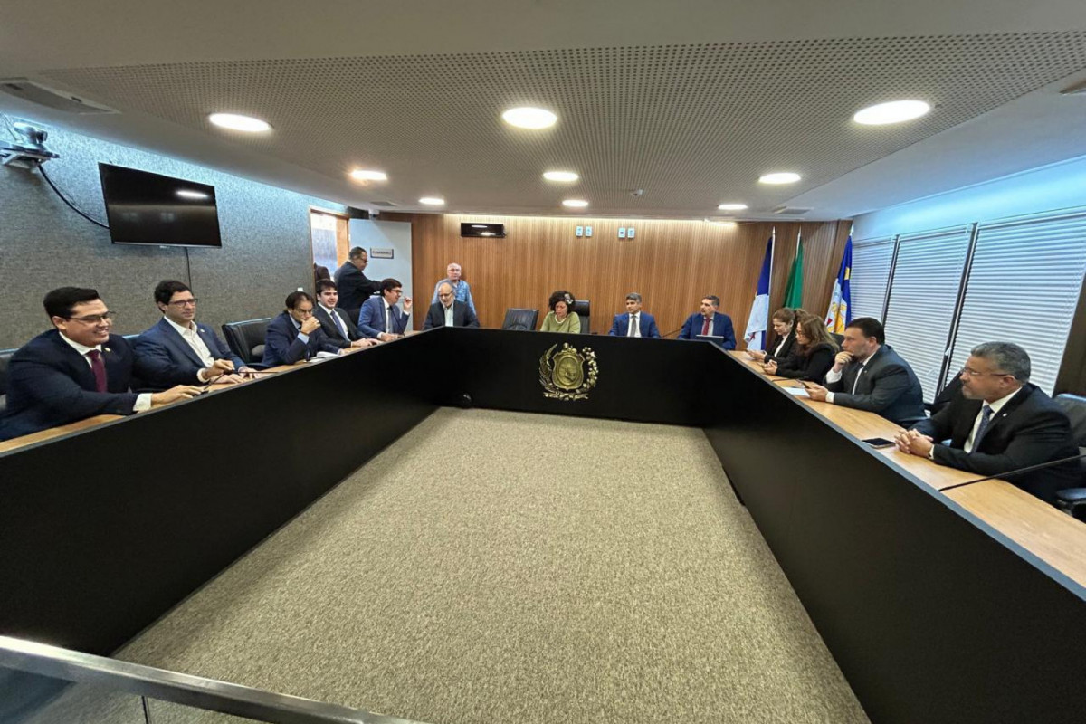 Os deputados governistas aproveitaram a instalação da CPI da publicidade na Assembleia Legislativa, nesta terça-feira (19),para revelar que Diogo Moraes, Waldemar Borges e Júnior matuto continuam filiados ao PSB/Foto: Blog Dantas Barreto