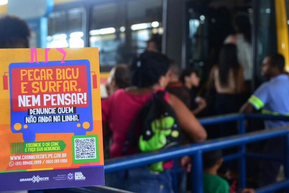 Campanha visa conscientizar população dos riscos de surfar e pegar bigu nos ônibus/Foto: Divulgação