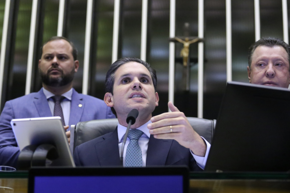 Motta abre comissão geral sobre adultização e cita 'chance de escrever uma página histórica'
