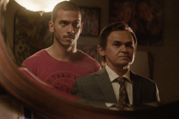  Ruan Aguiar e Gero Camilo protagonizam thriller sobre papagaios-de-pirata