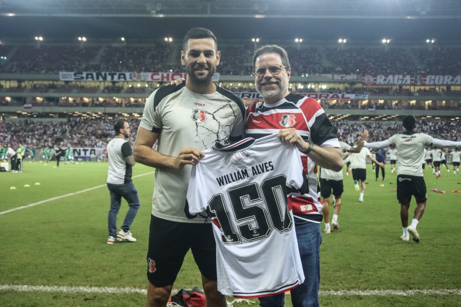 William Alves, zagueiro do Santa Cruz