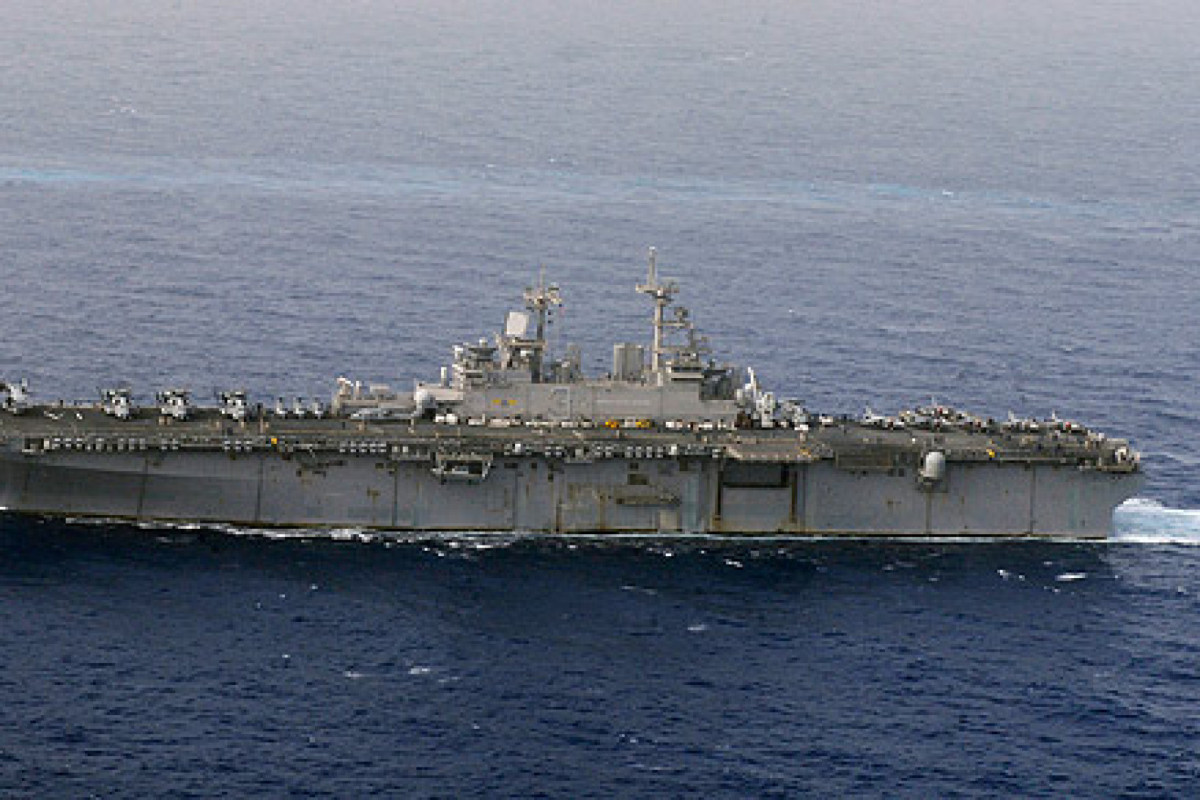 A decisão foi tomada para evitar os impactos do furacão Erin/Scott Pittman/AFP/US Navy