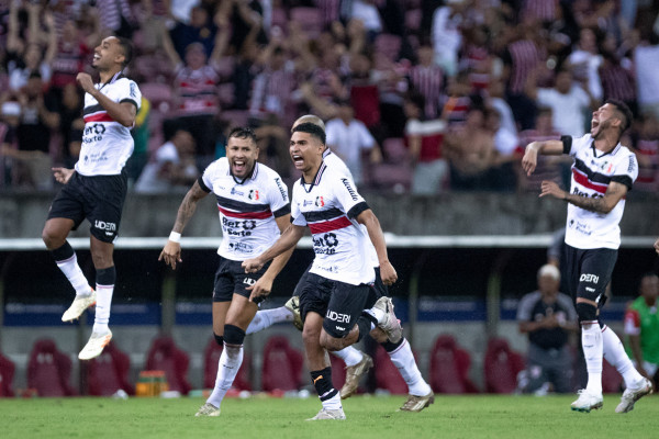 Confira a posição de Santa Cruz e Central na classificação geral da ...