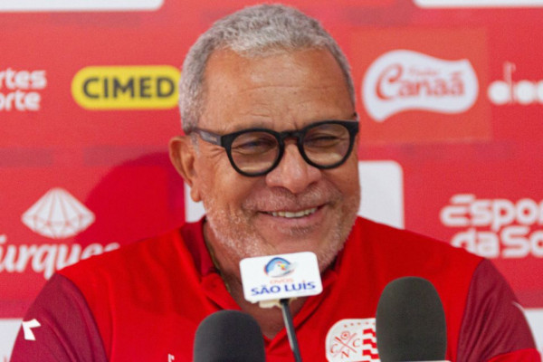 Hélio dos Anjos, técnico do Náutico