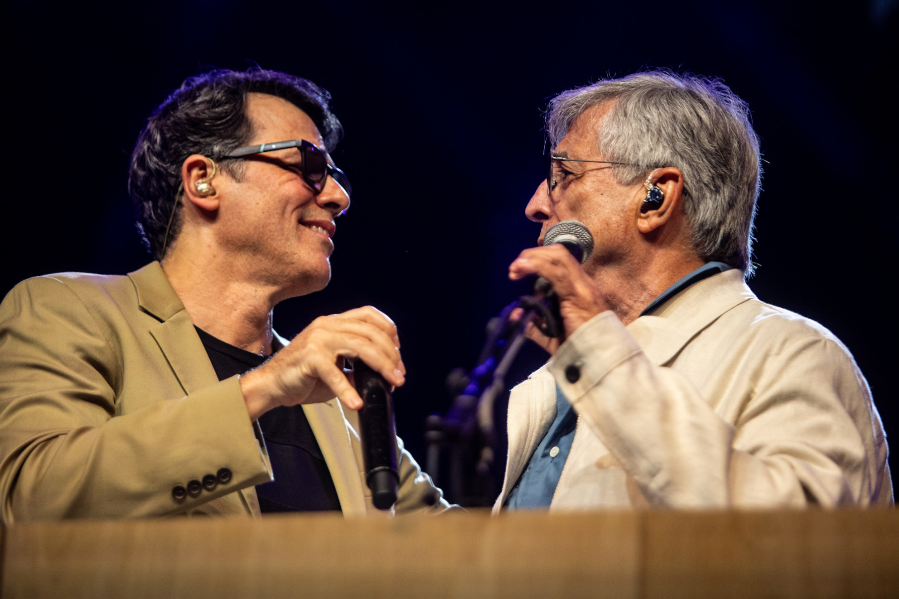 IIvan Lins traz turnê comemorativa dos seus 80 anos para o Teatro Guararapes