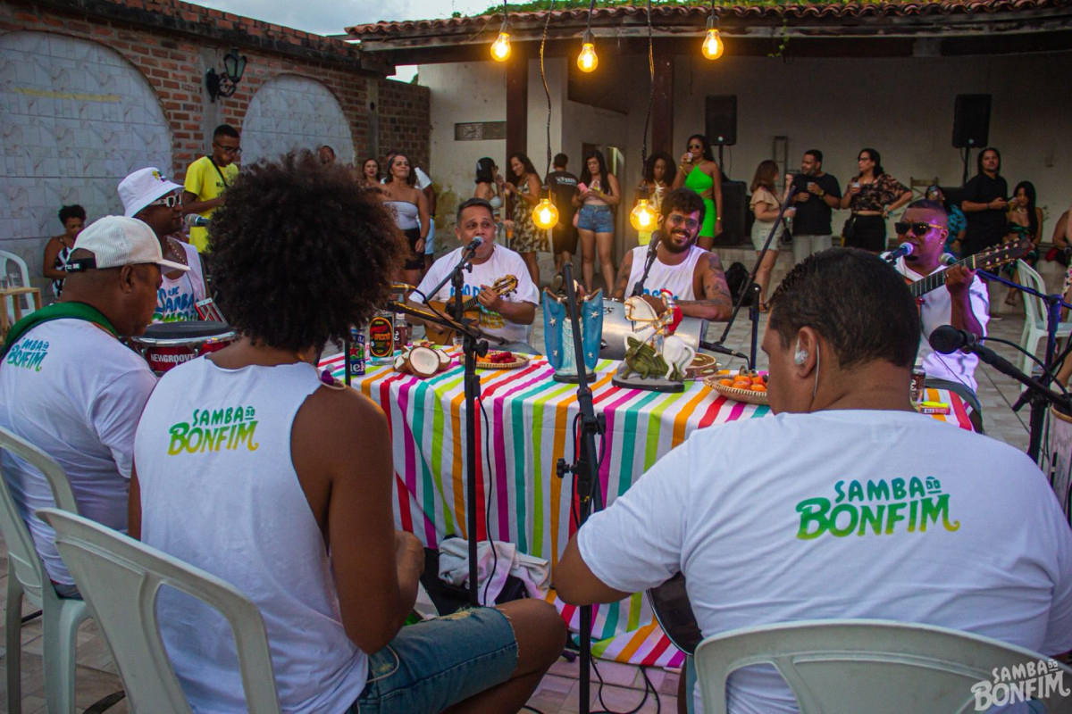 A roda Samba do Bonfim tem a proposta de valorizar a ancestralidade negra do samba.