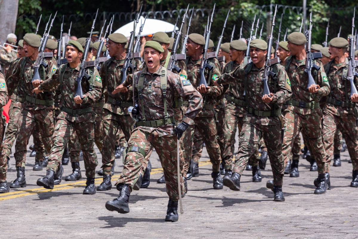 Comando Militar do Nordeste celebra Dia do Soldado no Recife