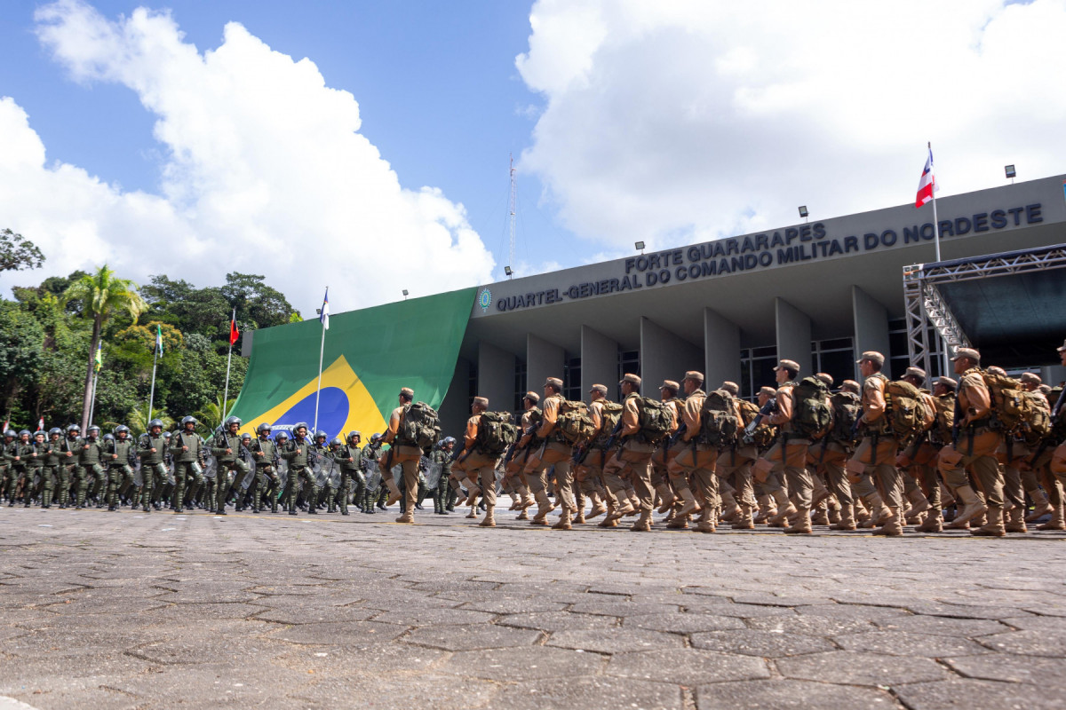 Comando Militar do Nordeste celebra Dia do Soldado no Recife
