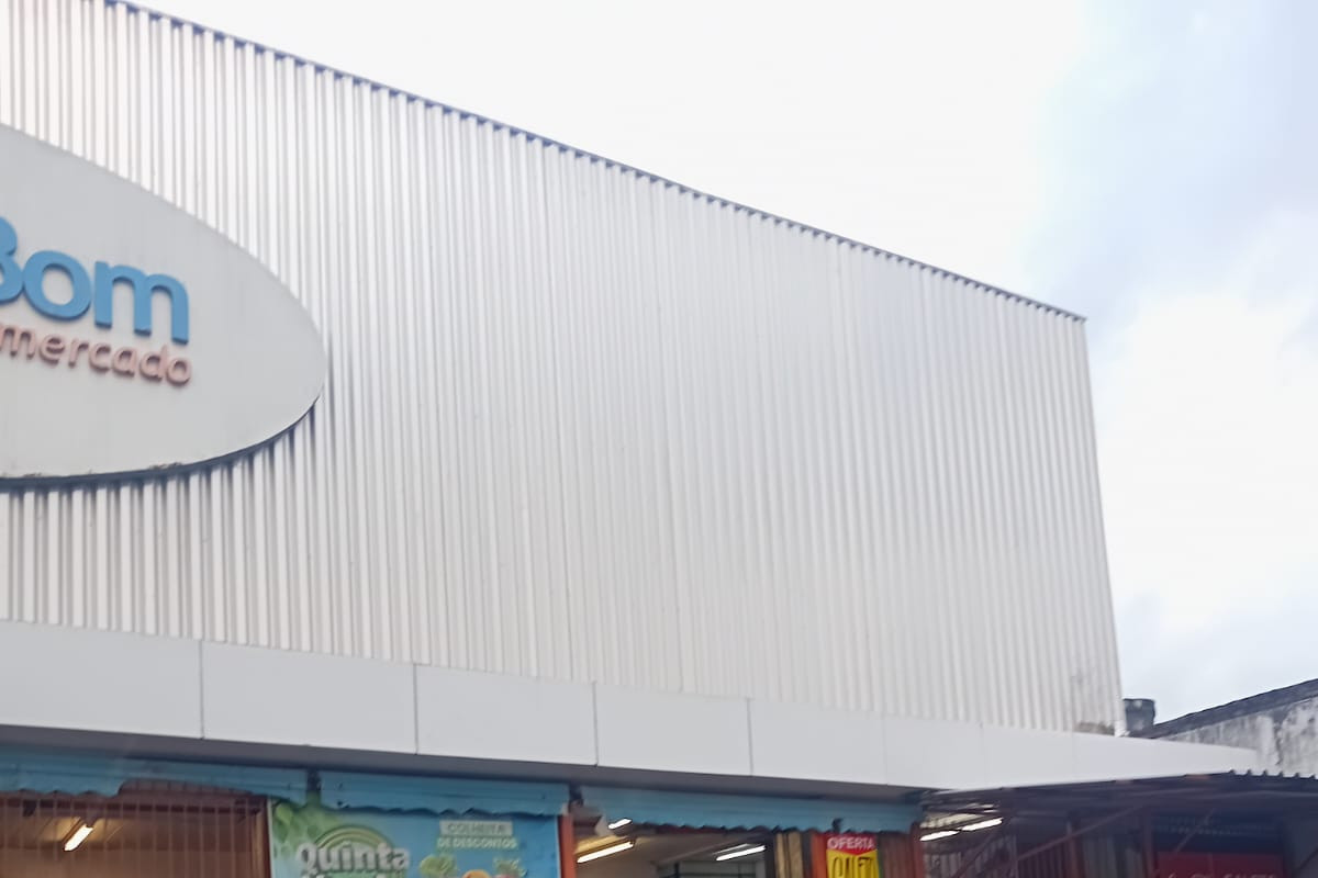 A cistua&ccedil;&atilde;o ocorreu no supermercado Pre&ccedil;o Bom (Foto: Reprodu&ccedil;&atilde;o/Whatsapp)