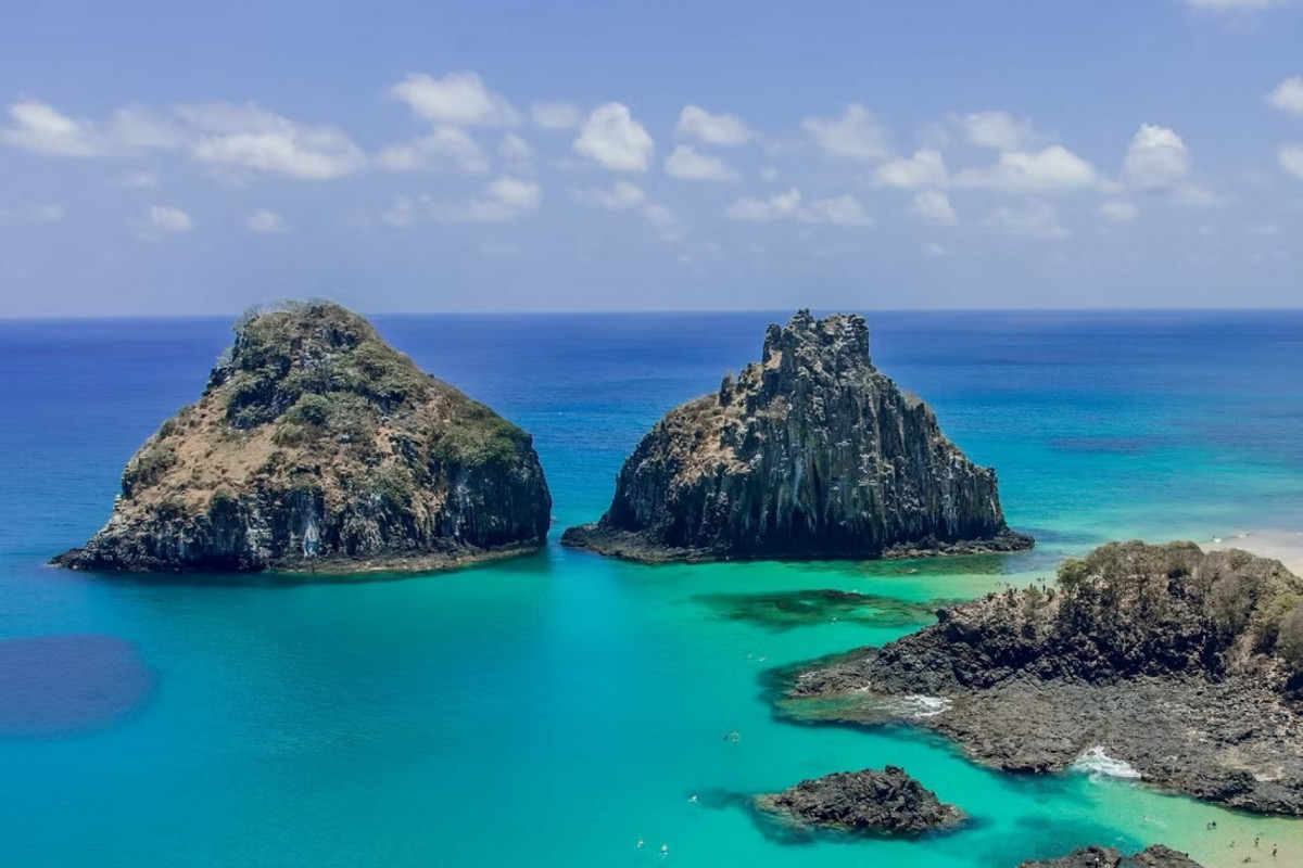 Além da ilha principal de Fernando de Noronha, o arquipélago é formado por outras 20 ilhas/Foto: Bruna Roveri