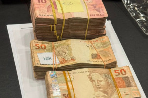 Dinheiro apreendido na operação